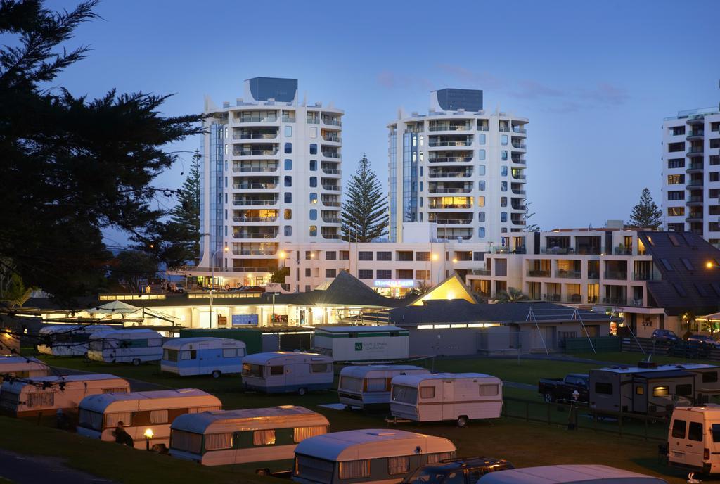 Oceanside Resort & Twin Towers Маунт Маунгануи Екстериор снимка